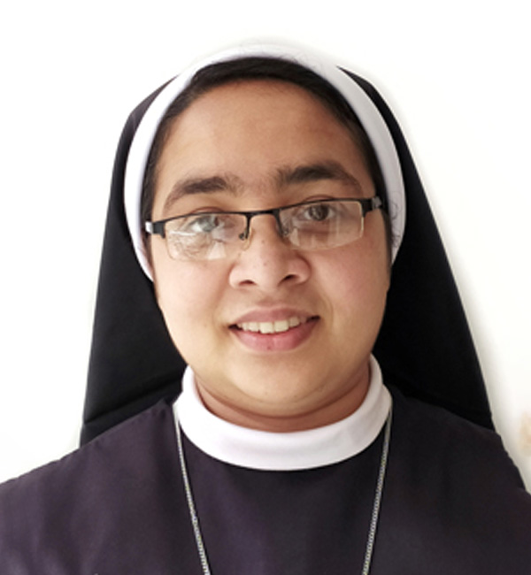 Students practicing sportsmanship during inter-college competitions